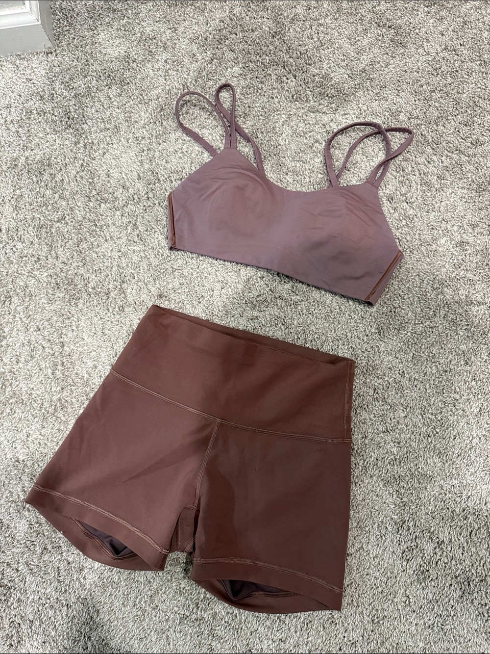 Lululemon Dusty Mauve like a cloud bra & wonder shorts size 4